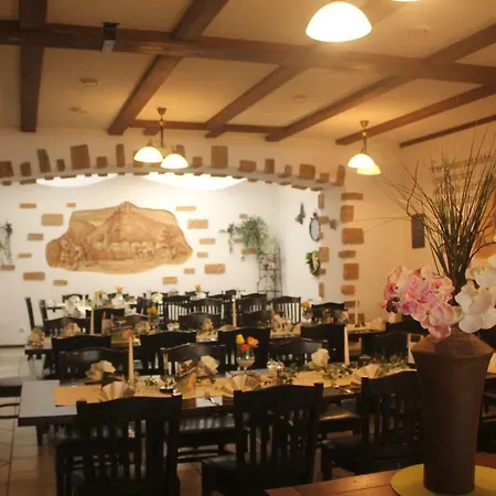 Gastehaus Zum Goldenen Schlussel 2*